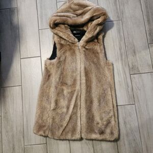 Zara Black and Tan Hooded Vest